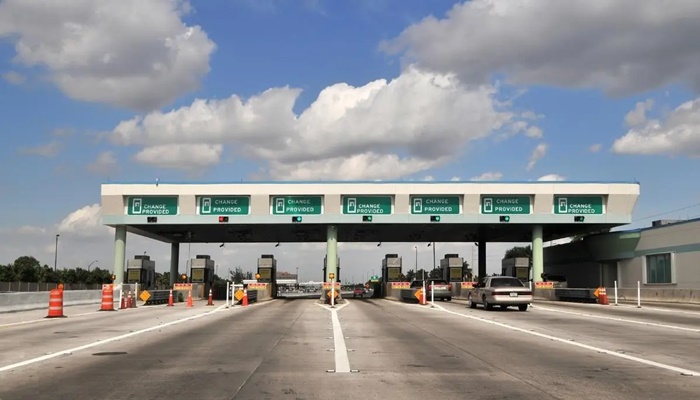 New Toll Policy | आता प्रवास केलेल्या अंतरानुसारच आकारला जाणार टोल, सरकार लवकरच आणणार नवीन धोरण