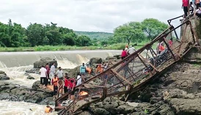 Pune Bridge Collapse