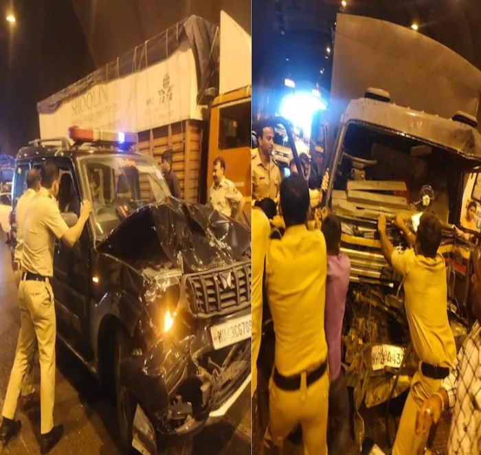 Police Vehicles Collide with Each Other on Mumbai-Pune Expressway