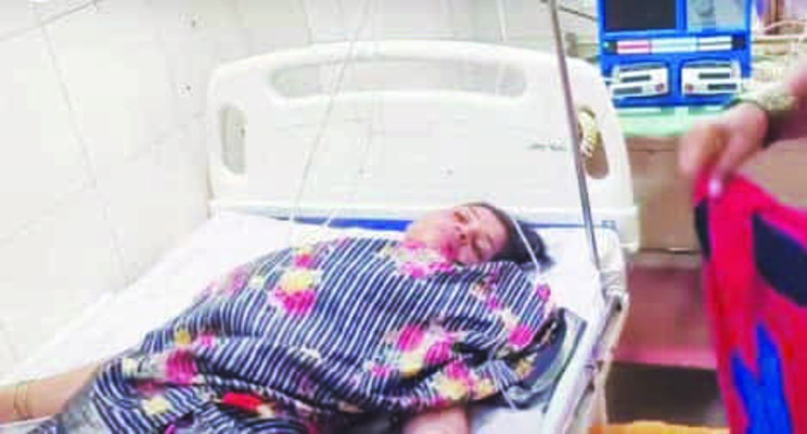 Dnyaneshwari Munde consumed poison in Beed! Family members also attempted self-immolation