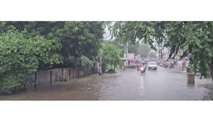 Heavy Rain Continues Across Maharashtra; Alerts Issued for Multiple Districts