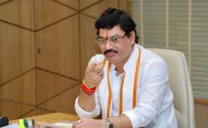 https://www.navakal.in/uncategorized/they-wanted-to-eliminate-dhananjay-munde-and-hold-a-by-election-in-karad-vijaysinh-bangar-claims/