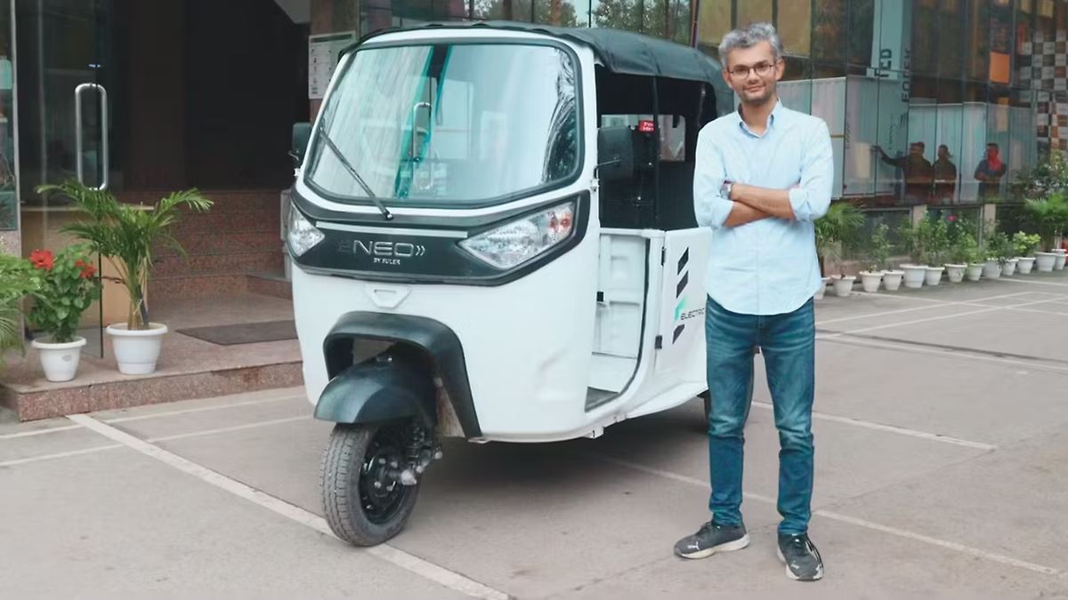 NEO HiRANGE EV Auto-rickshaw