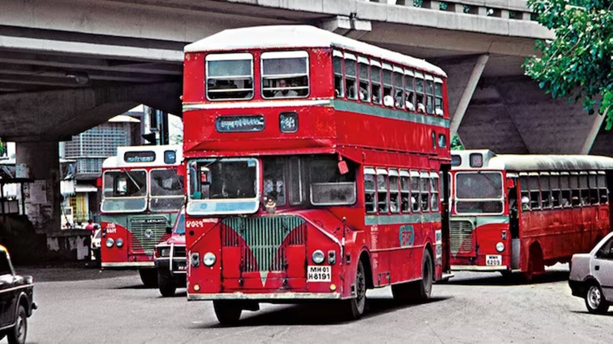 Mumbai Double Decker Bus
