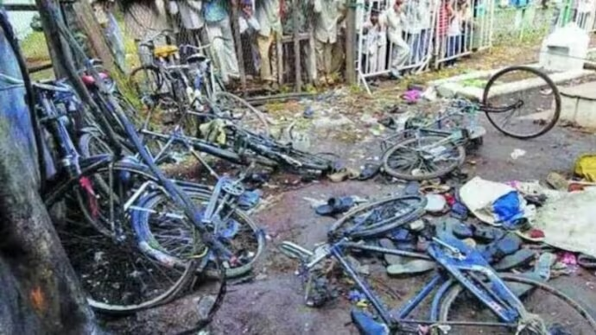 Malegaon Bomb Blast Case ! No decision to seek a pardon