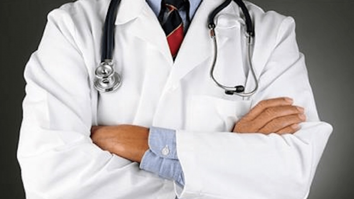 Maharashtra Doctors Strike : सरकारचा 'तो' निर्णय ठरला वादग्रस्त, राज्यातील 1.8 लाख डॉक्टरांचा संप