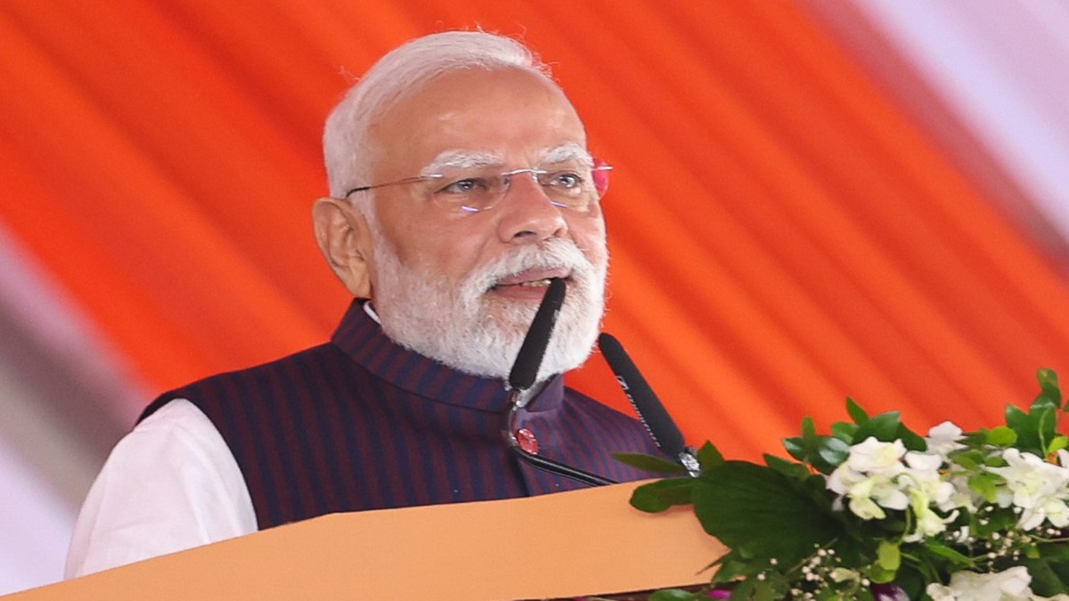 PM Modi  IAS Archana Singh