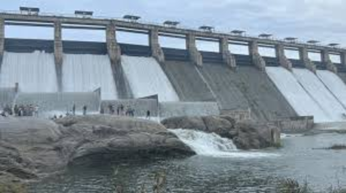 Mumbai Plans Two New Dams