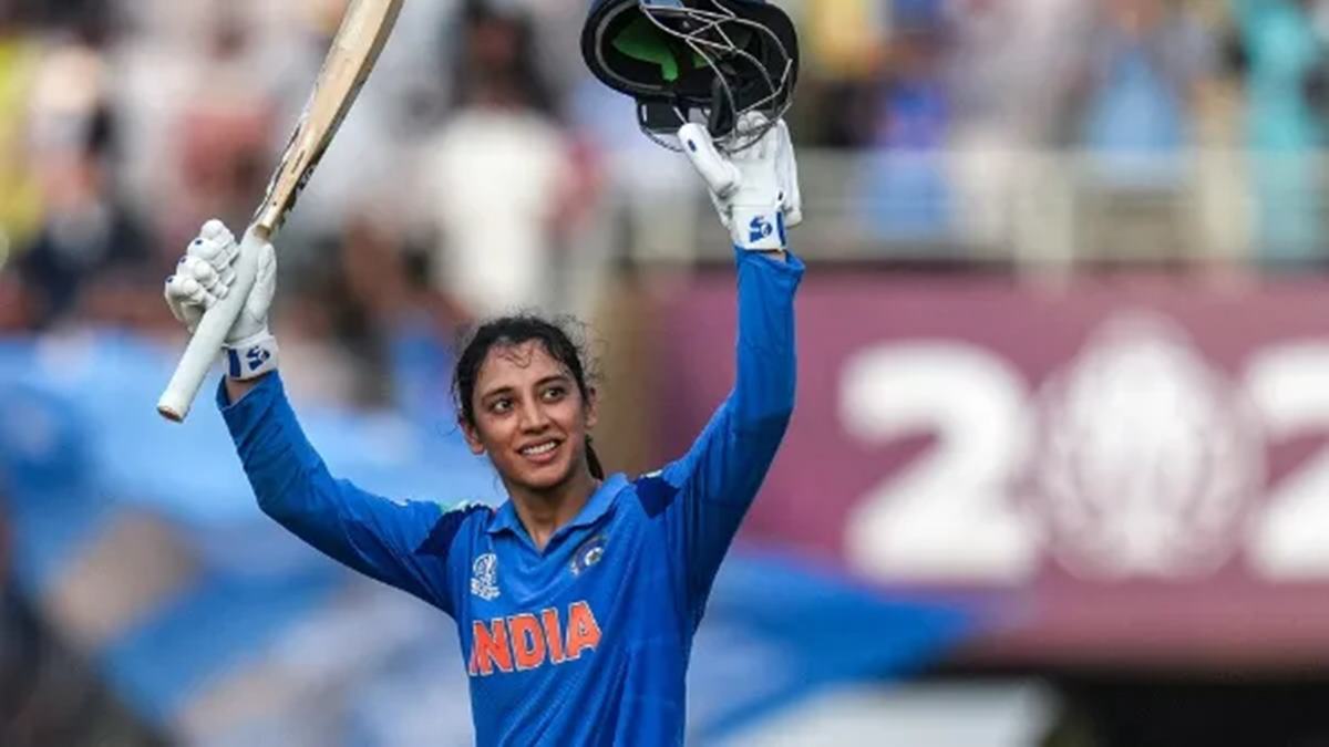 Smriti Mandhana : एकाच वर्षात 5 शतके, 31 षटकार: स्मृती मानधनाने एका सामन्यात मोडले 'हे' मोठे वर्ल्ड रेकॉर्ड्स