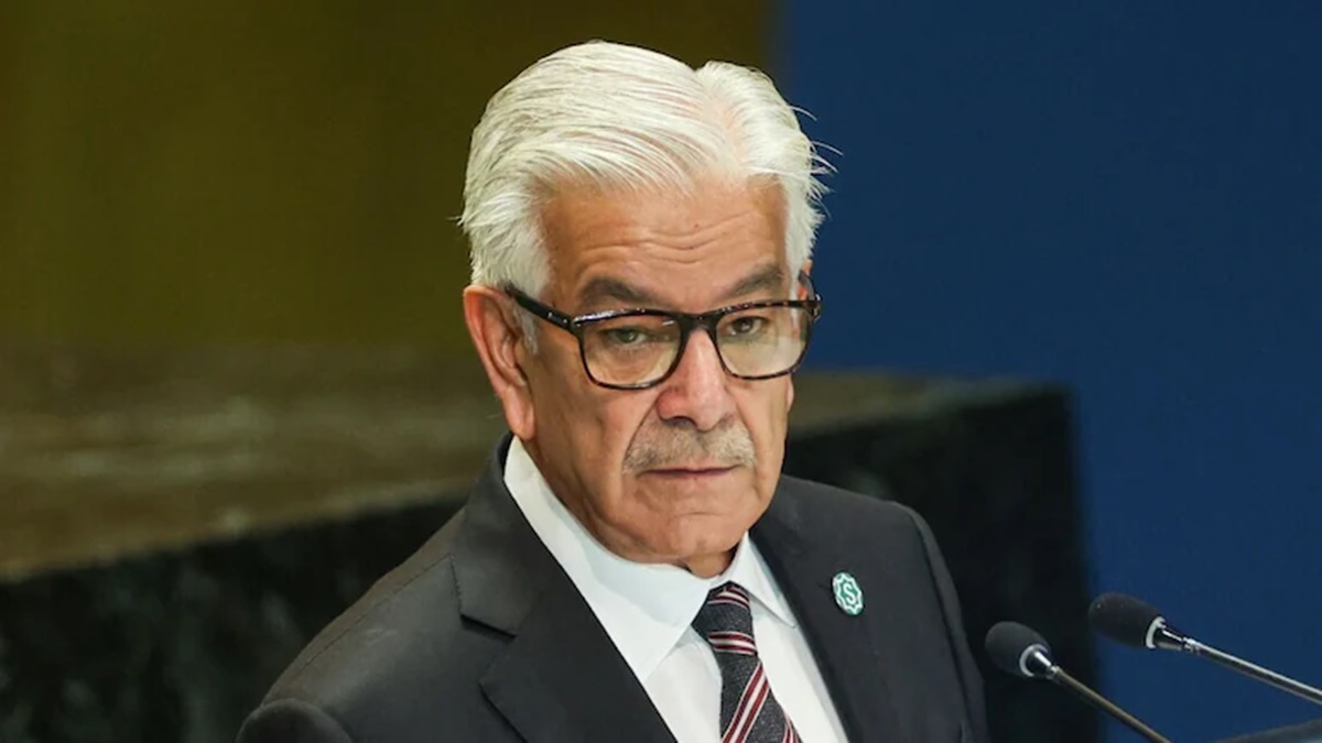 Khawaja Asif on India