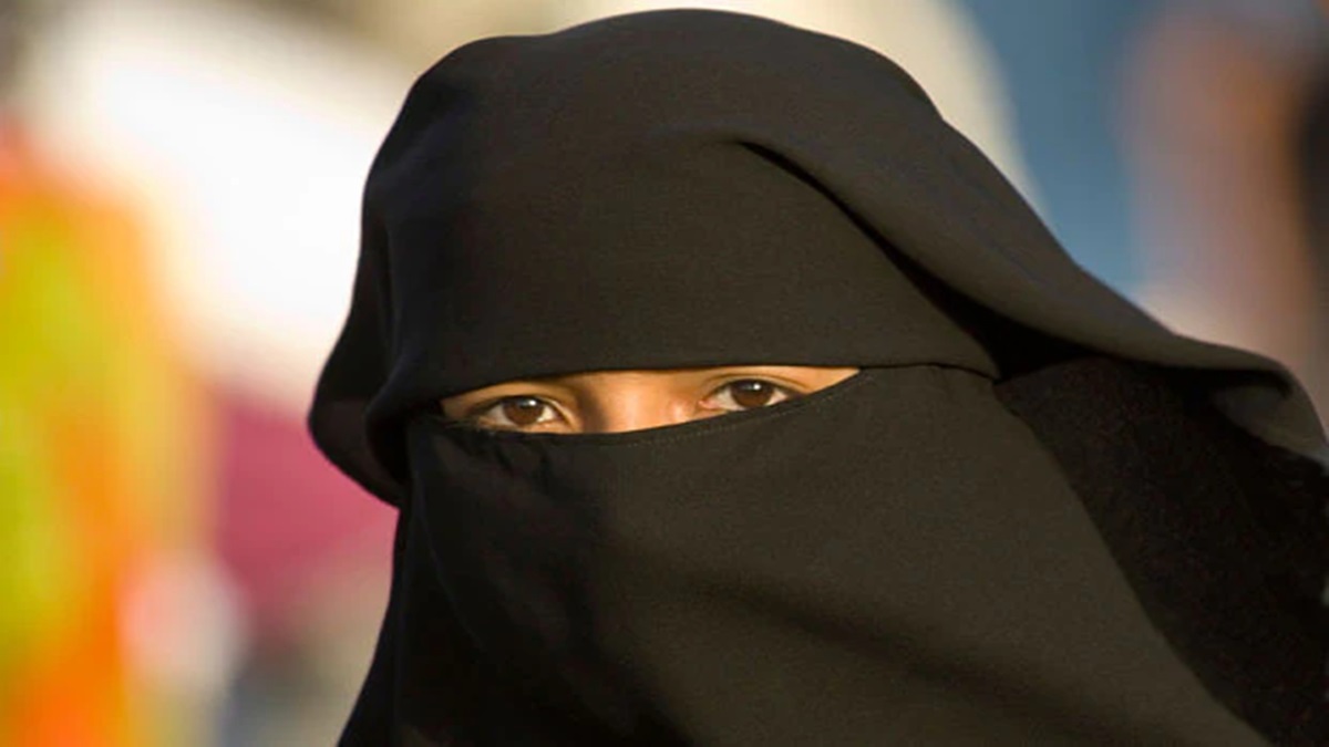 Italy Burqa Niqab Ban