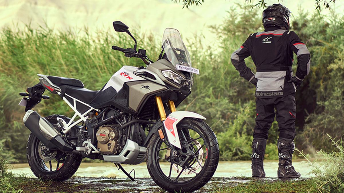 TVS Apache RTX 300
