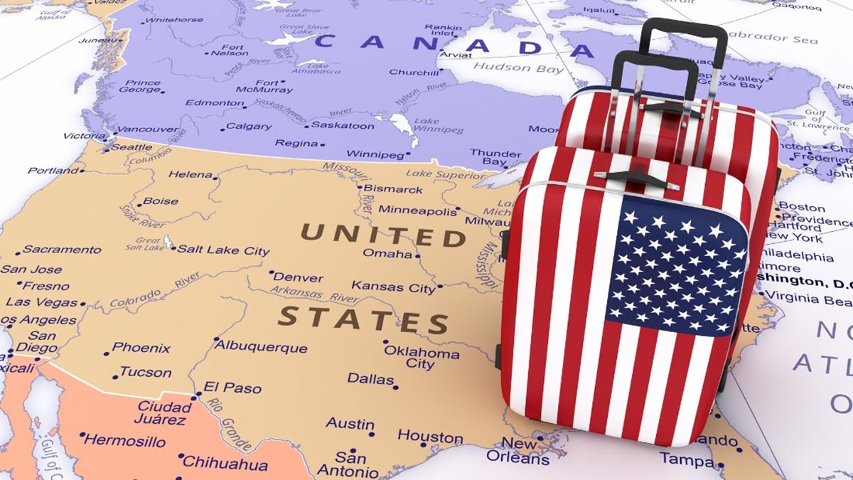 Green Card: अमेरिकेत ग्रीन कार्ड धारकांसह परदेशी नागरिकांसाठी नियम लागू; भारतीयांवर काय परिणाम होणार?