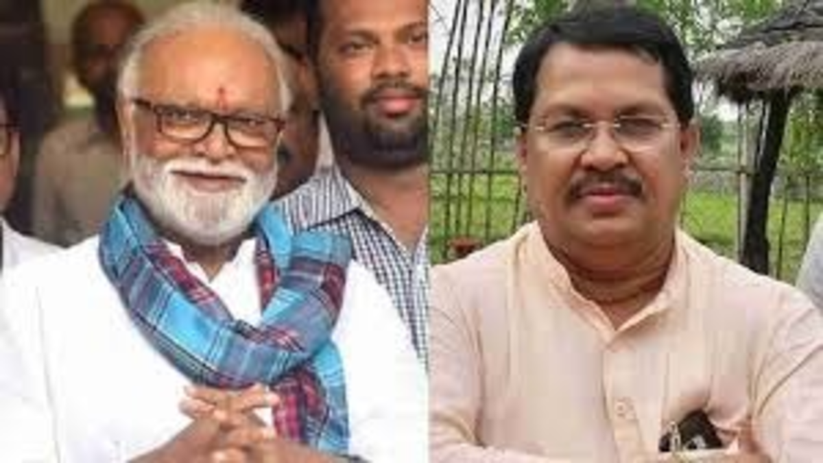 Vadettiwar vs Bhujbal