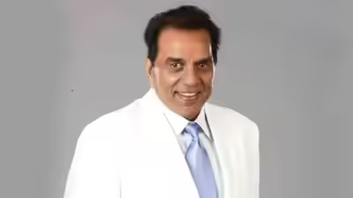 Dharmendra Passes Away